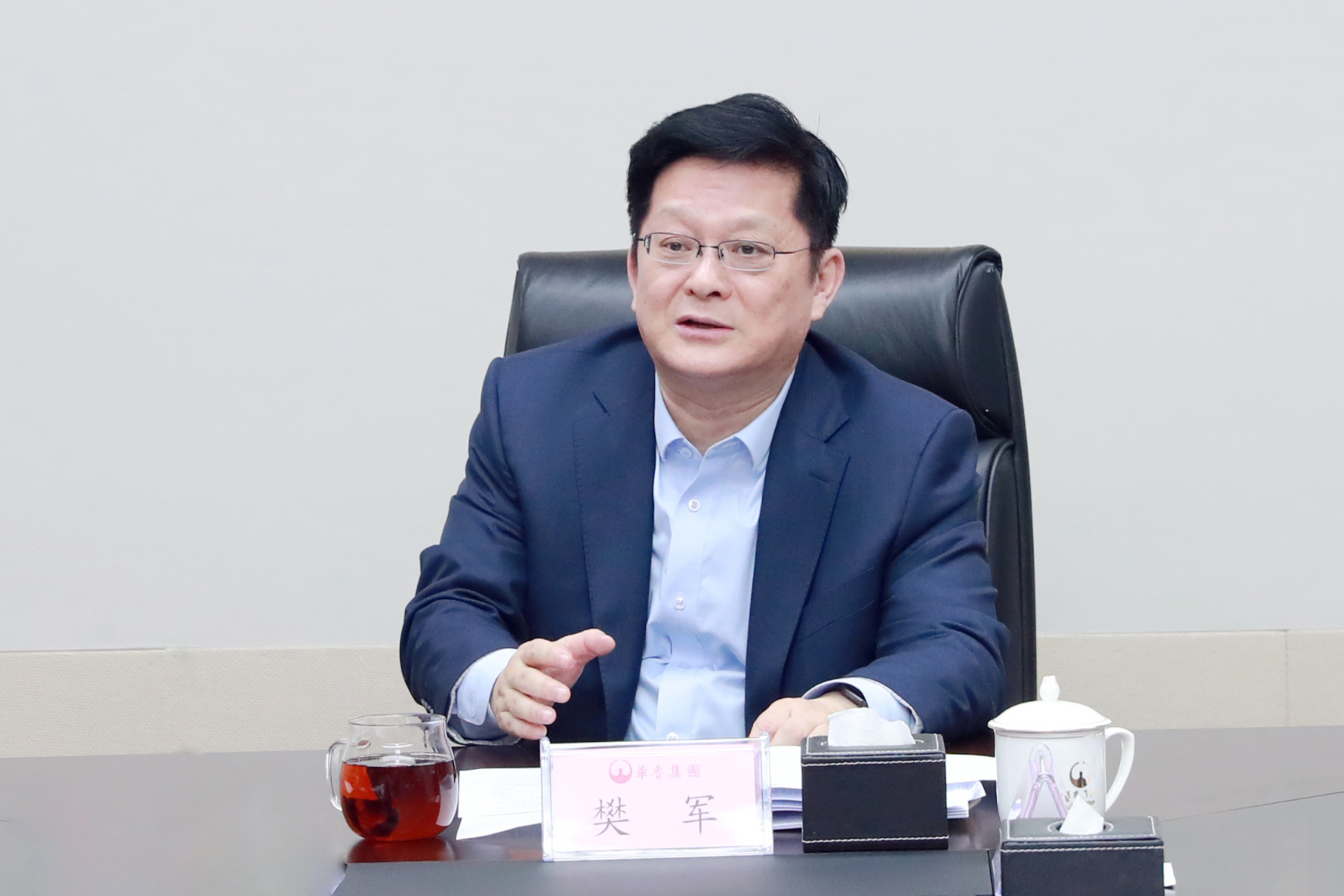 樊军强调.jpg